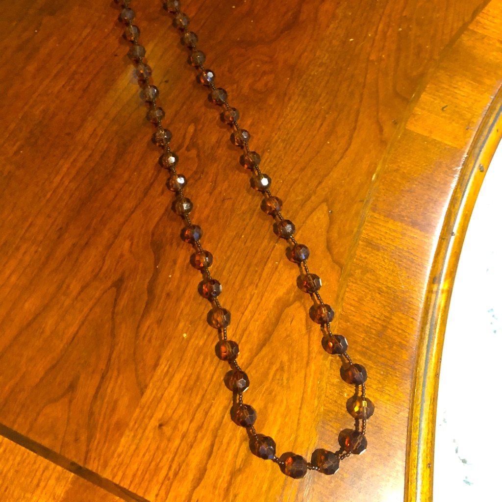 Ann Taylor Pretty Beaded Necklace With Gold Clasp